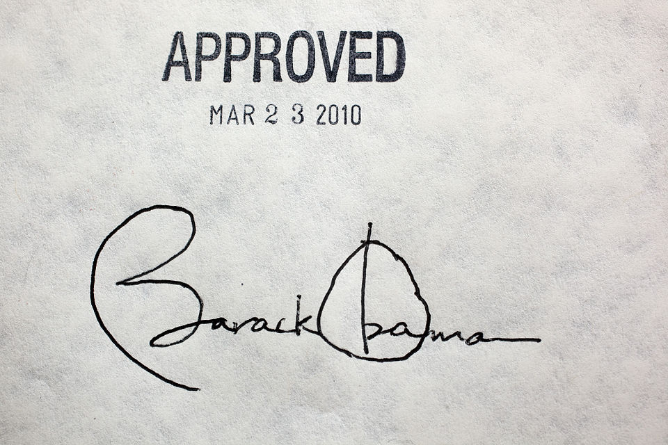 File:Obama healthcare signature.jpg